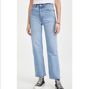Levi’s Ribcage Straight Ankle Jeans